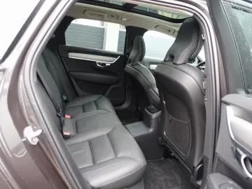 V90 Ultra T8 AWD Plug-in HeadUp 360 Cam AHK BLIS