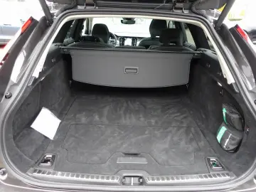 V90 Ultra T8 AWD Plug-in HeadUp 360 Cam AHK BLIS