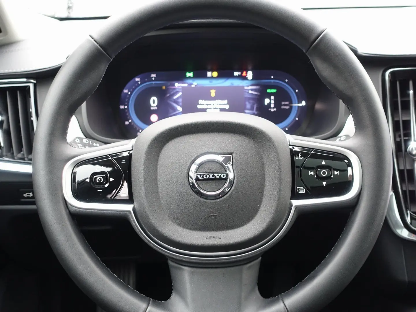 V90 Ultra T8 AWD Plug-in HeadUp 360 Cam AHK BLIS