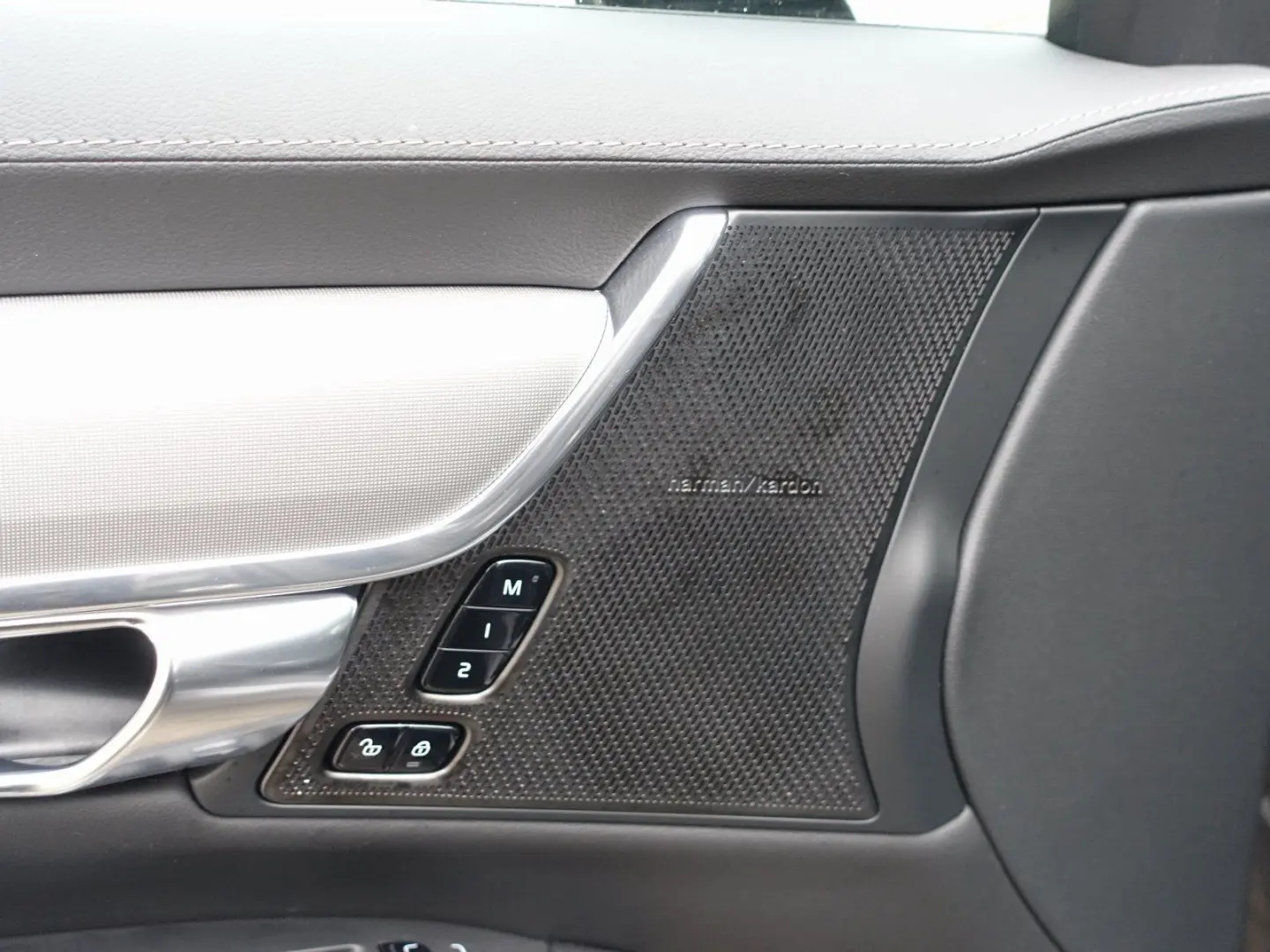 V90 Ultra T8 AWD Plug-in HeadUp 360 Cam AHK BLIS