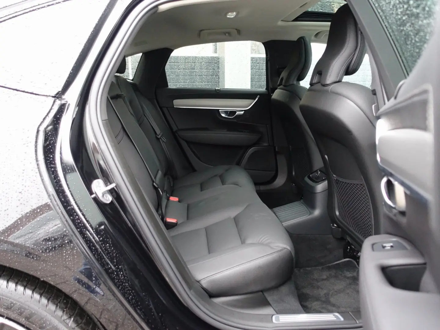 S90 Recharge Plus T8 AWD Plug-in Hybrid 360  BLS