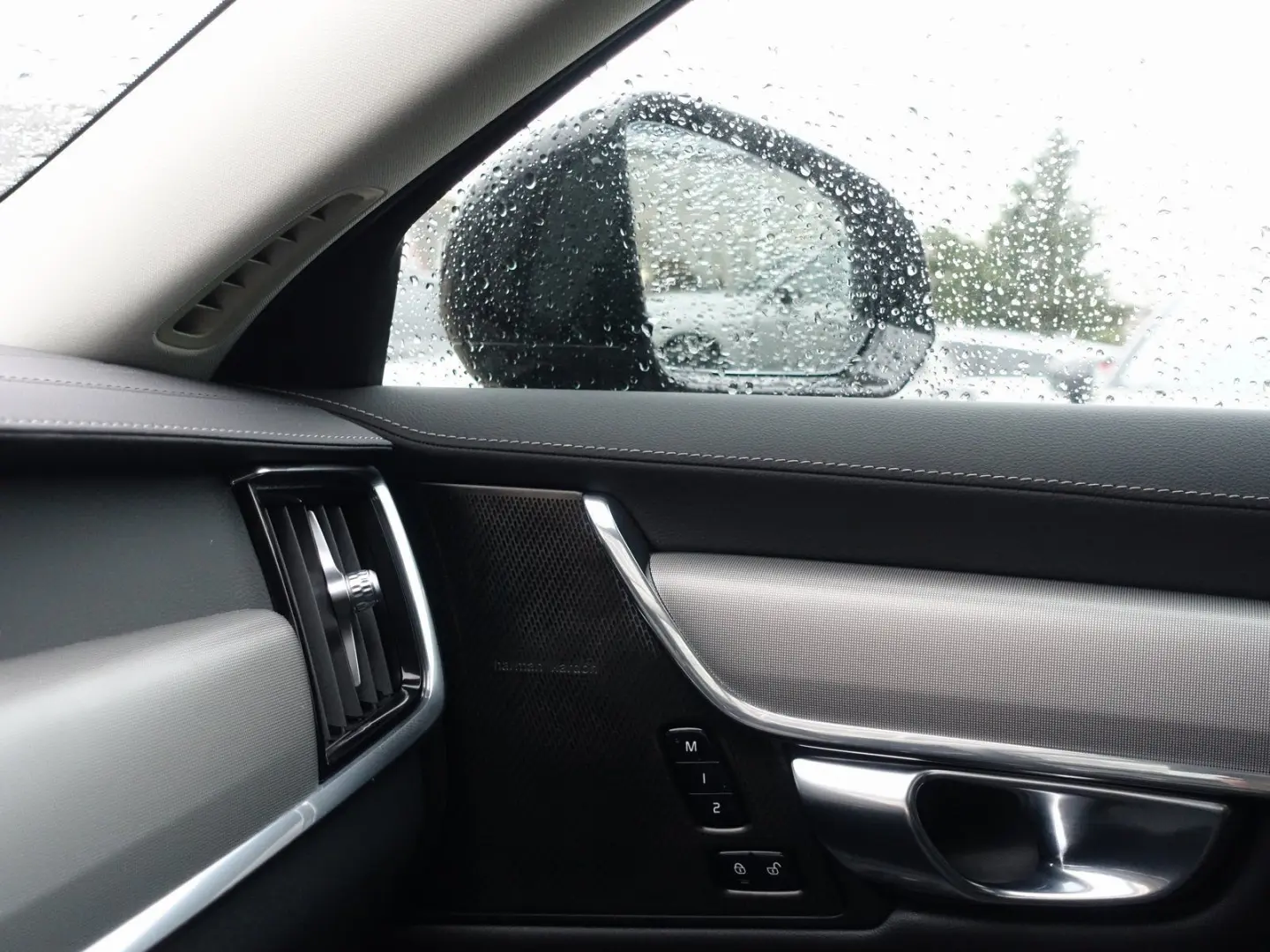 S90 Recharge Plus T8 AWD Plug-in Hybrid 360  BLS