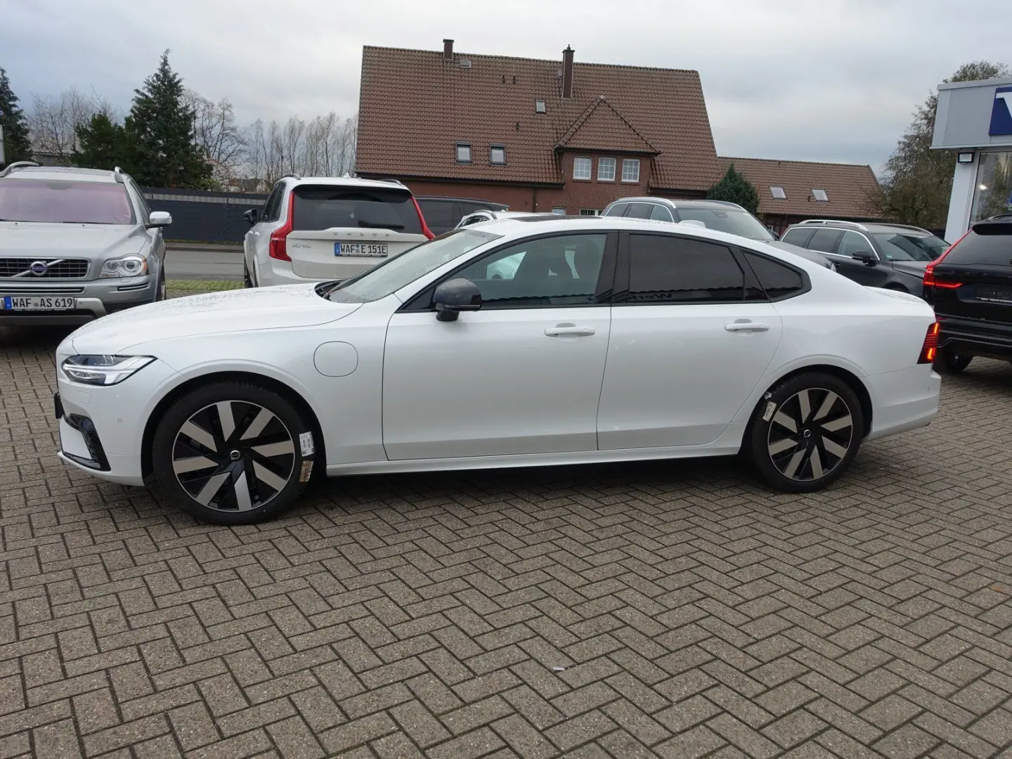 S90 Recharge Ultimate T8 AWD HeadUP 360  BLIS