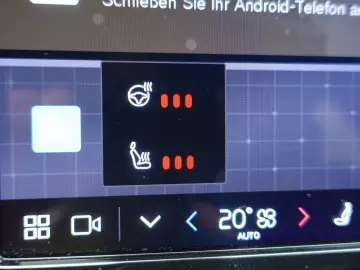 XC60 Black Edition Plus B5 AWD 360 Cam Four-C