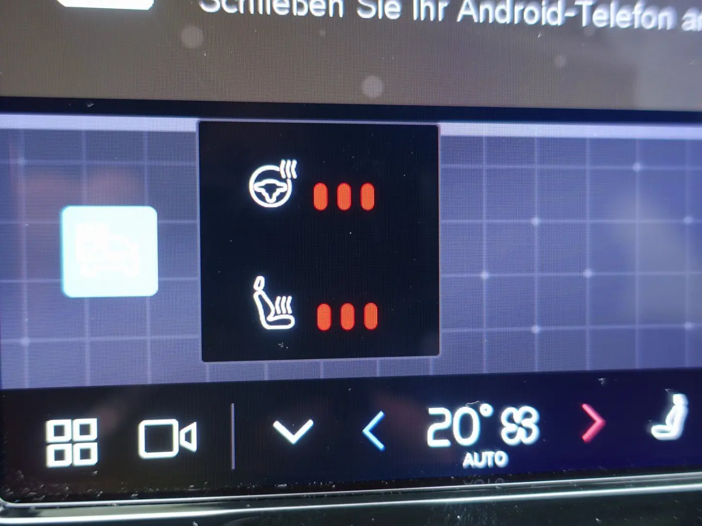 XC60 Black Edition Plus B5 AWD 360 Cam Four-C