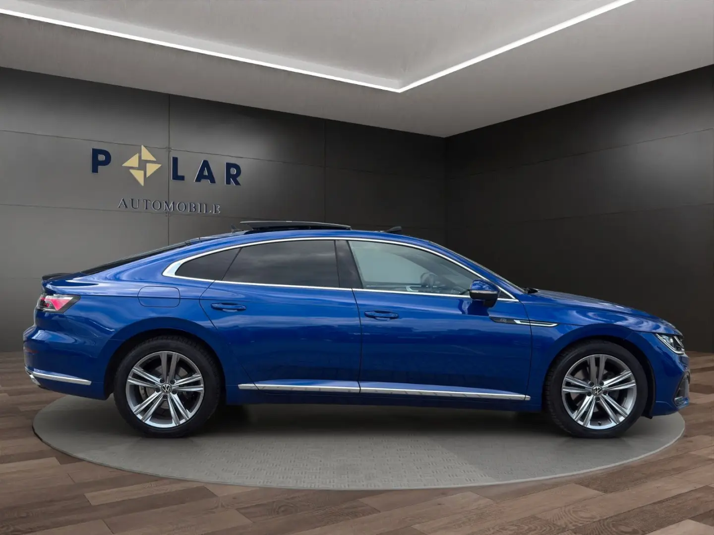 Arteon R-Line  Pano Kamera Ambiente ACC Carplay