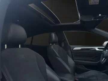 Arteon R-Line  Pano Kamera Ambiente ACC Carplay