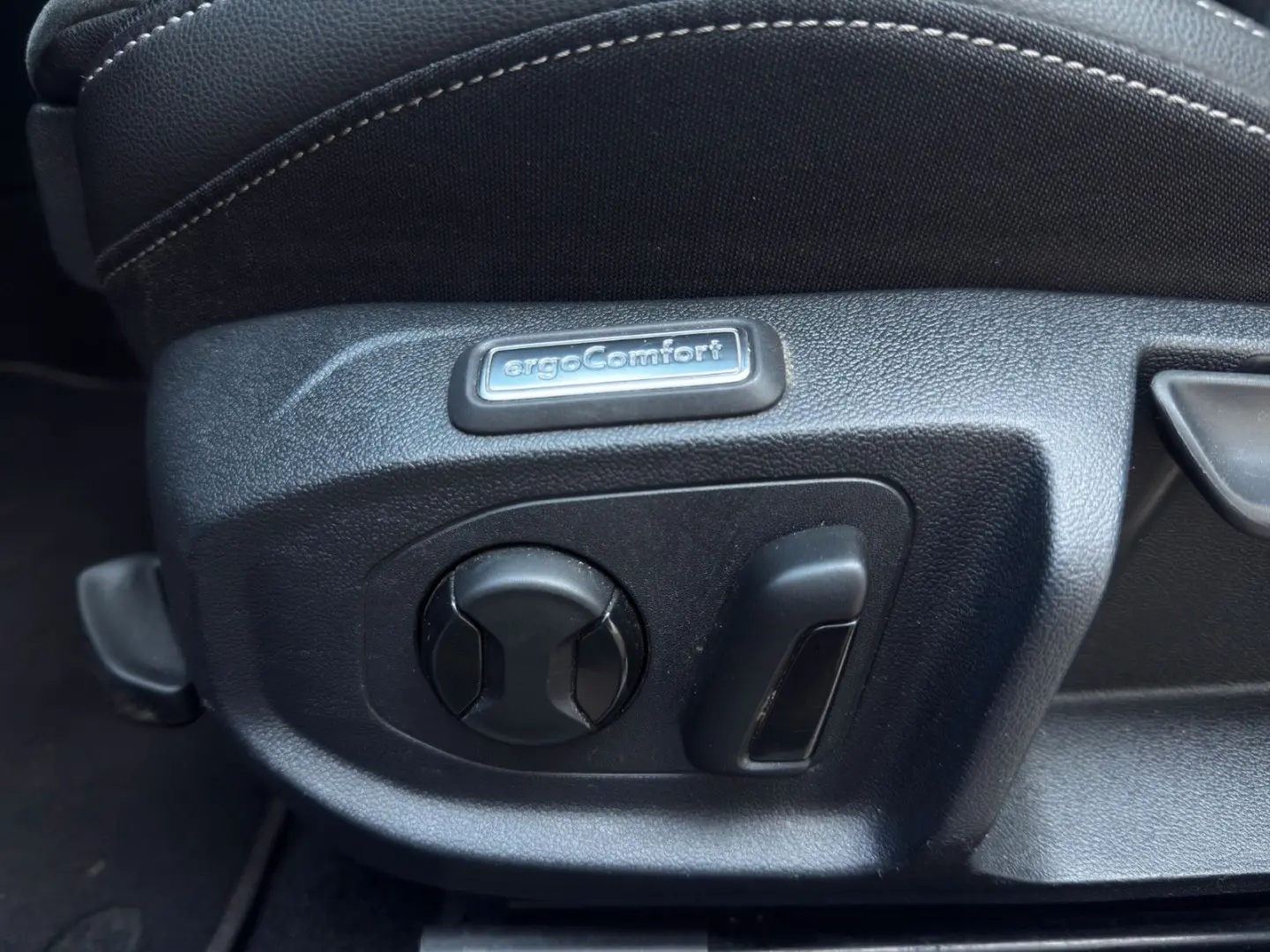 Arteon R-Line  Pano Kamera Ambiente ACC Carplay