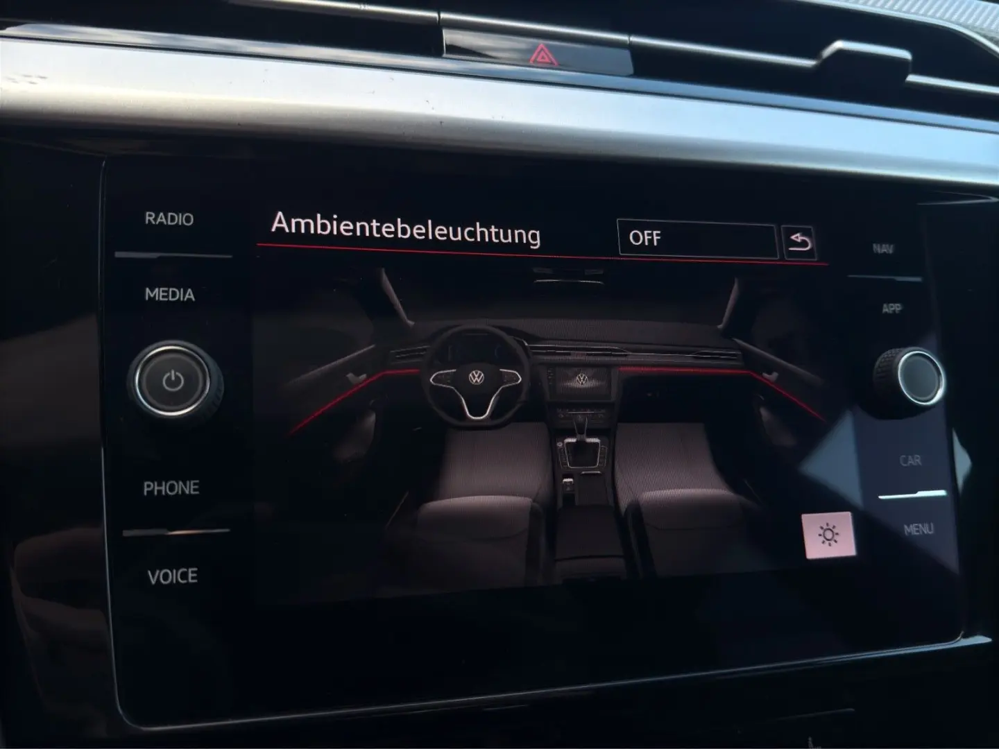 Arteon R-Line  Pano Kamera Ambiente ACC Carplay