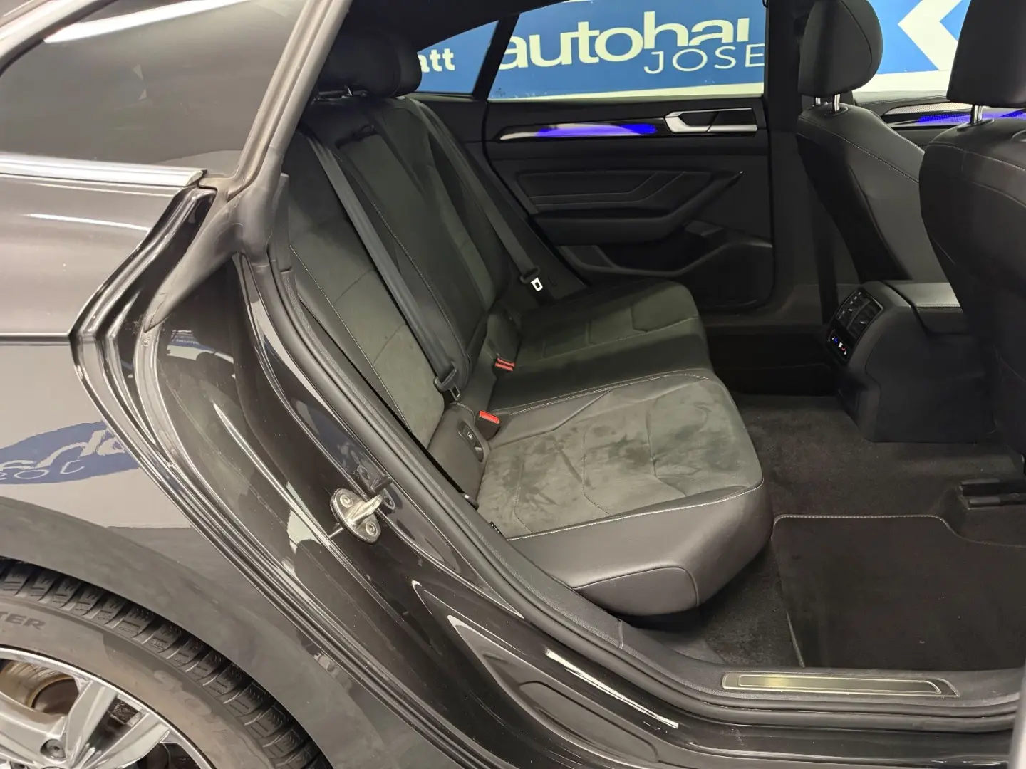 Arteon R-Line 2.0 TDI 4M HUD ACC AHK Matrix