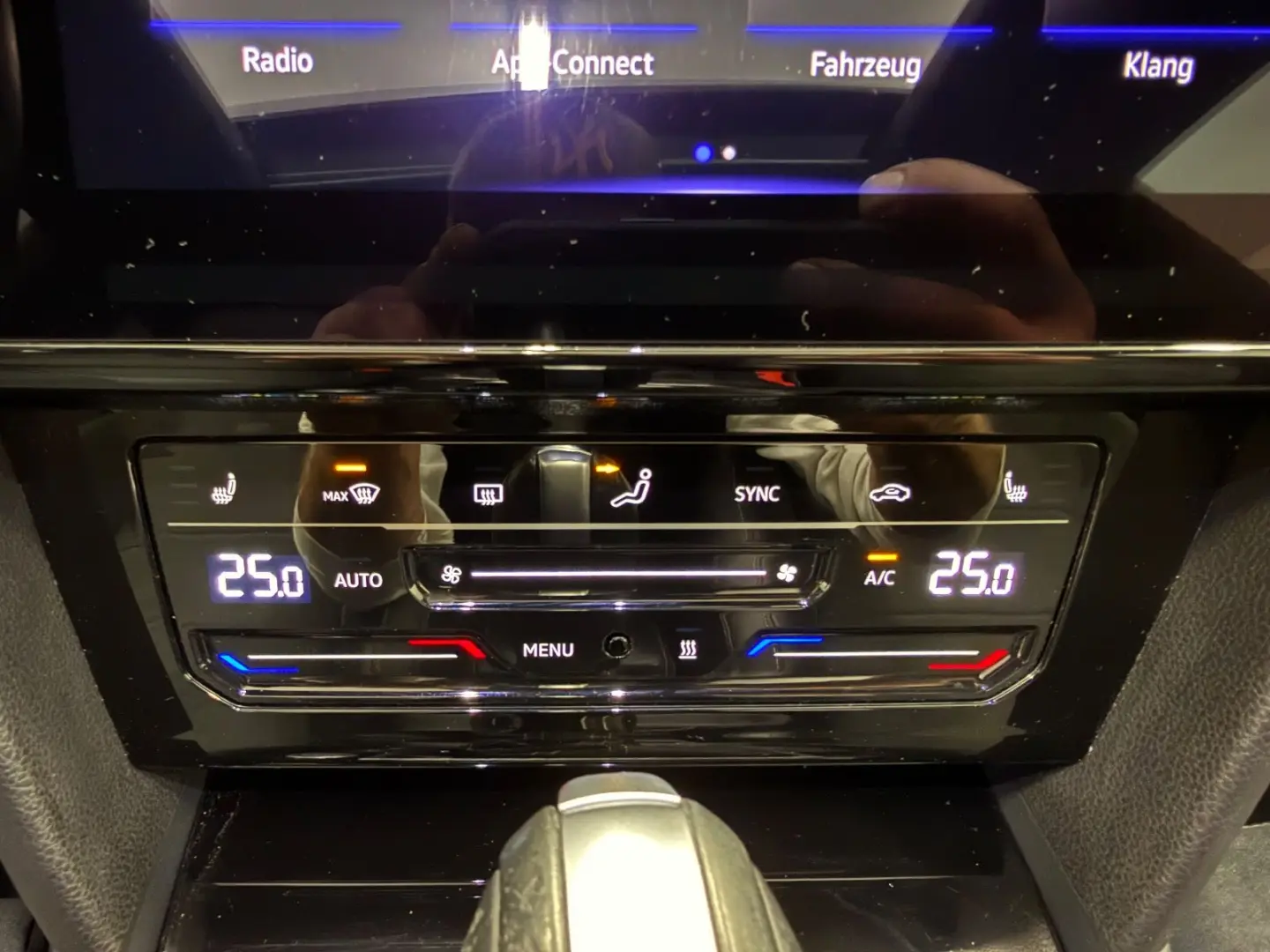 Arteon R-Line 2.0 TDI 4M HUD ACC AHK Matrix