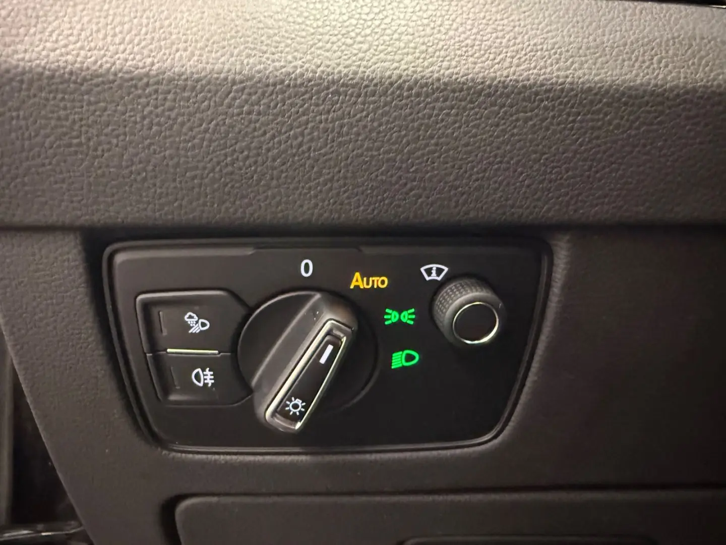 Arteon R-Line 2.0 TDI 4M HUD ACC AHK Matrix