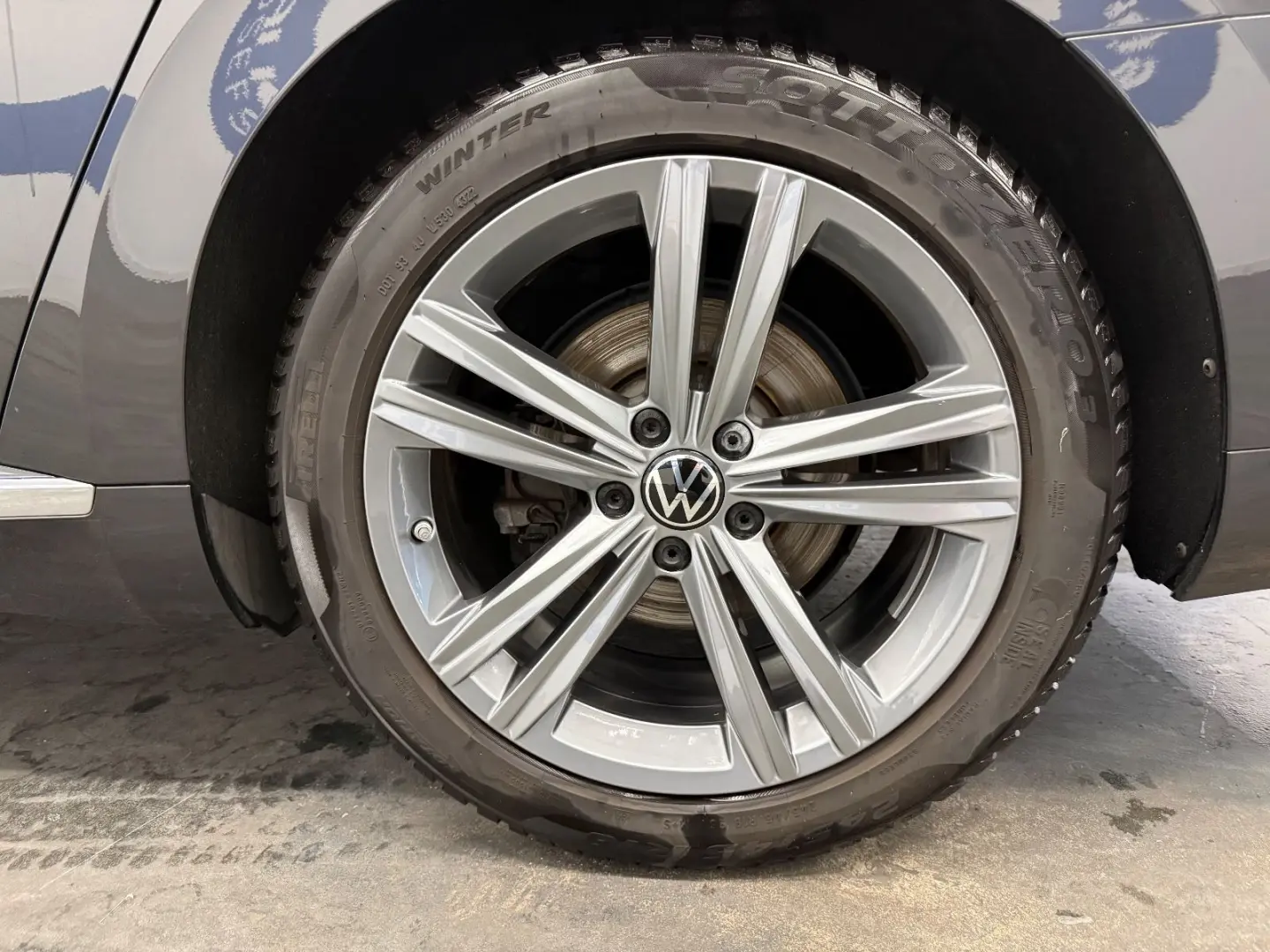 Arteon R-Line 2.0 TDI 4M HUD ACC AHK Matrix