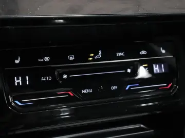 Arteon 2.0 TDI R-Line VIRTUAL KAMERA ACC