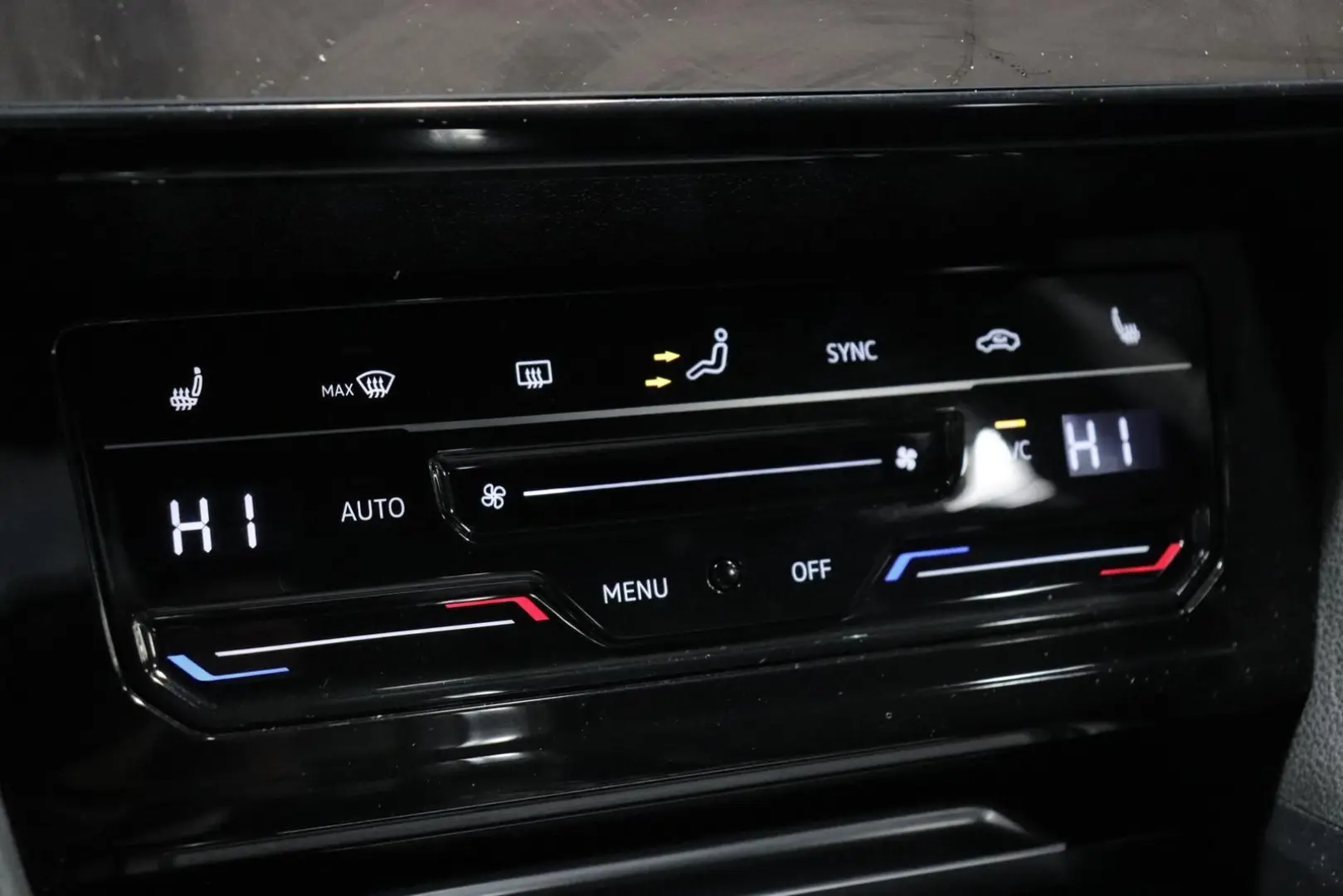 Arteon 2.0 TDI R-Line VIRTUAL KAMERA ACC