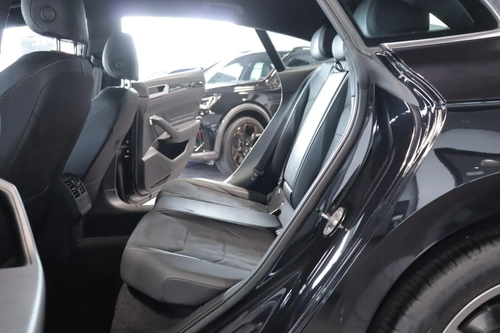 Arteon 2.0 TSI R-Line Android KAMERA DSG ACC