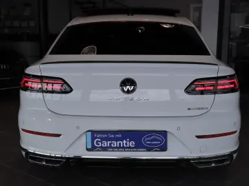 Arteon 1.4 TSI R-Line eHybrid PANO HEADUP ACC