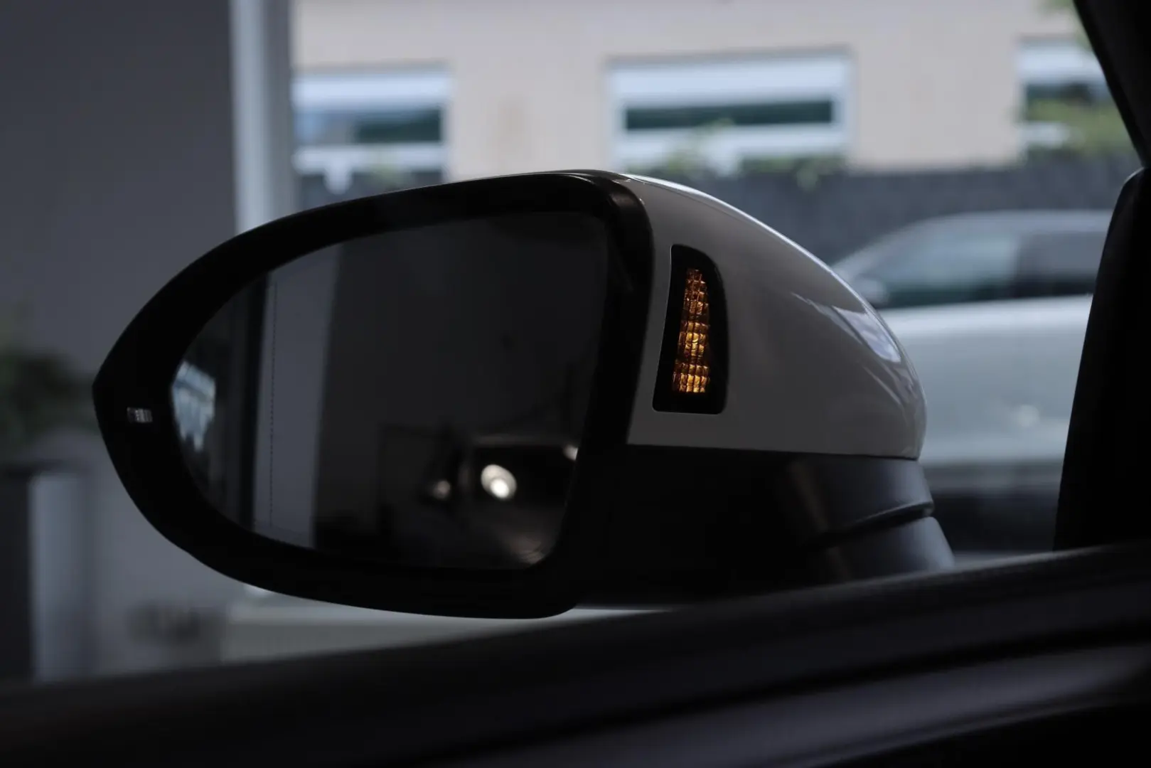 Arteon 1.4 TSI R-Line eHybrid PANO HEADUP ACC