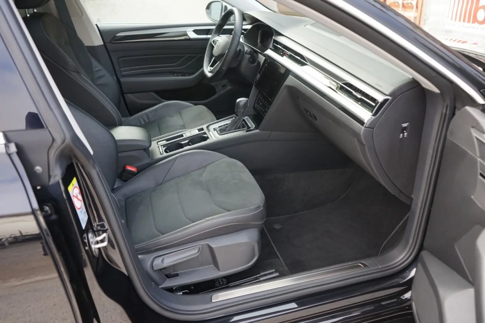 Arteon 2.0 TSI Elegance 4Motion Panorama ACC LED