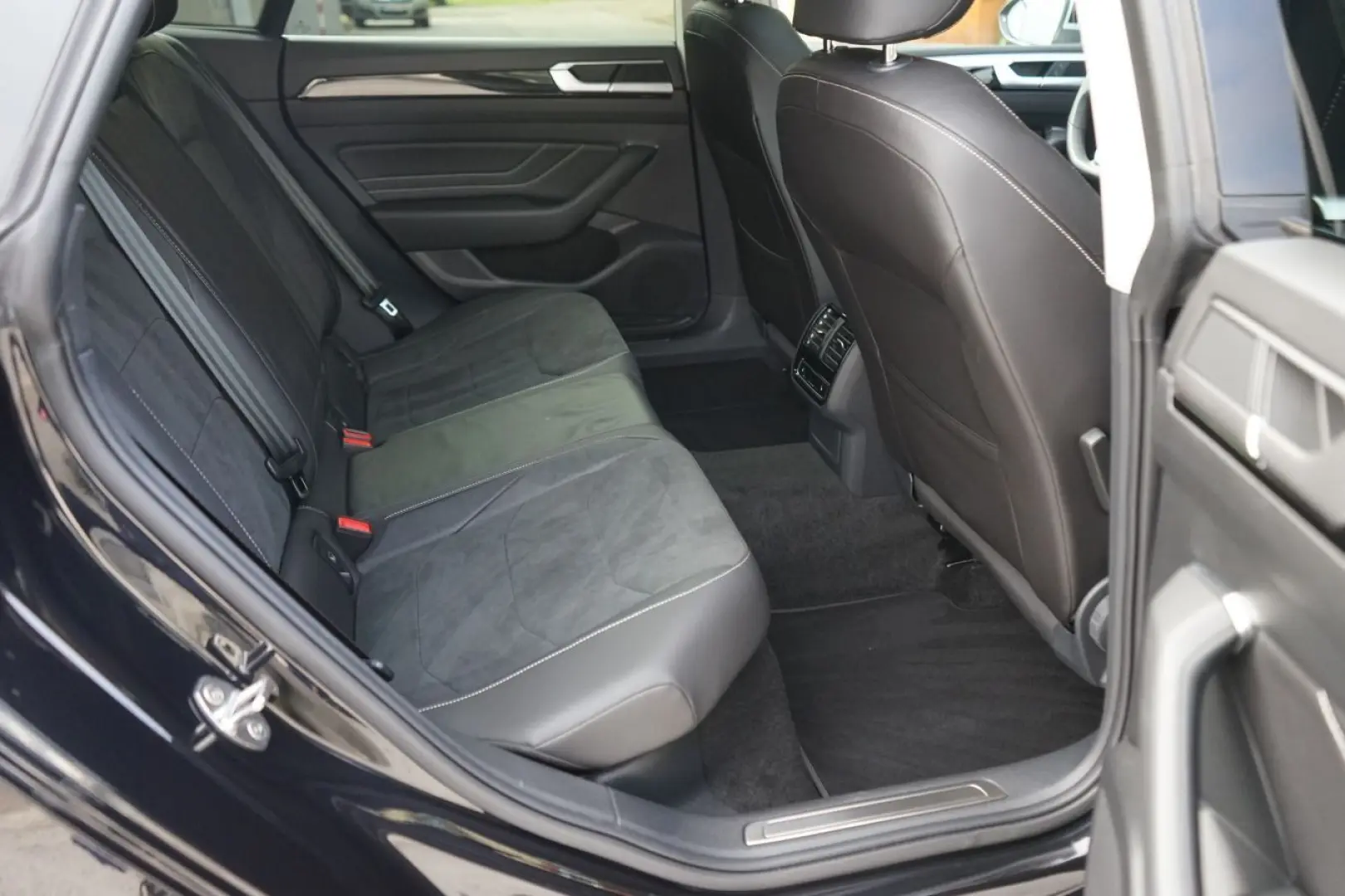 Arteon 2.0 TSI Elegance 4Motion Panorama ACC LED