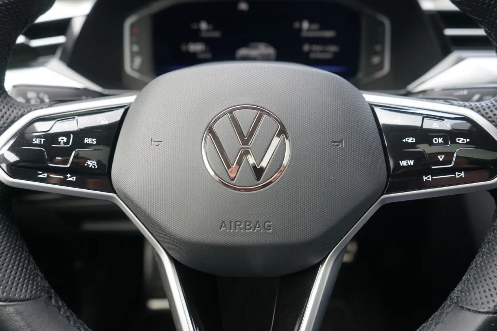 Arteon 2.0 TSI Elegance 4Motion Panorama ACC LED