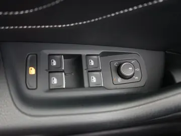 Arteon 2.0 TSI Elegance 4Motion Panorama ACC LED