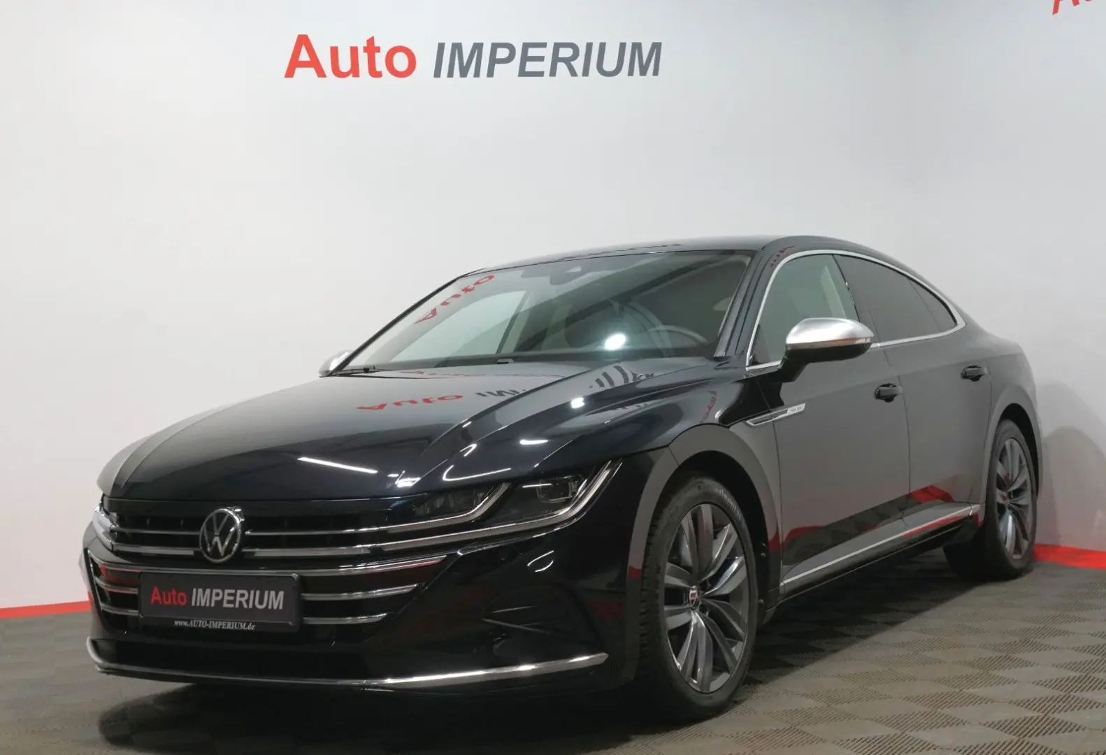 Arteon Elegance 2.0 TSI ACC AHK IQ.Light Massage