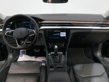 Arteon Elegance 2.0 TSI ACC AHK IQ.Light Massage