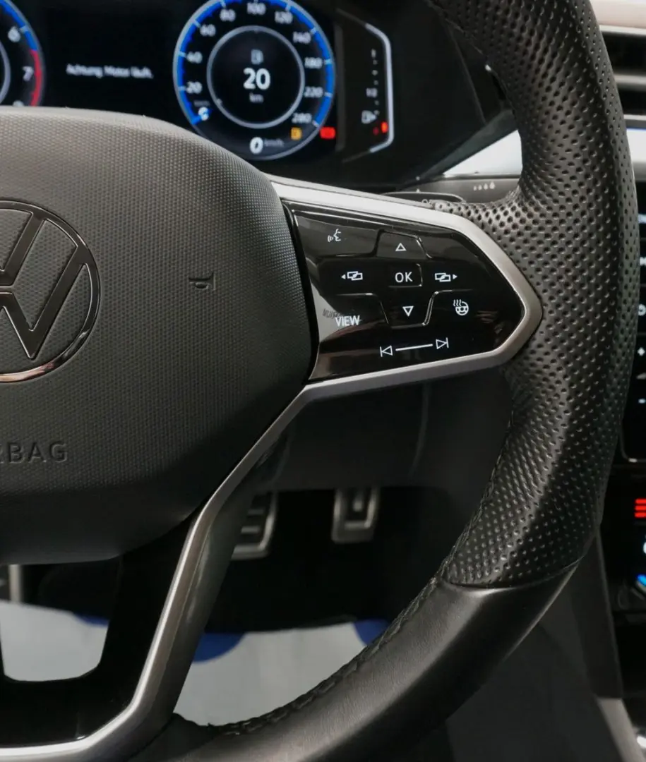 Arteon Elegance 2.0 TSI ACC AHK IQ.Light Massage