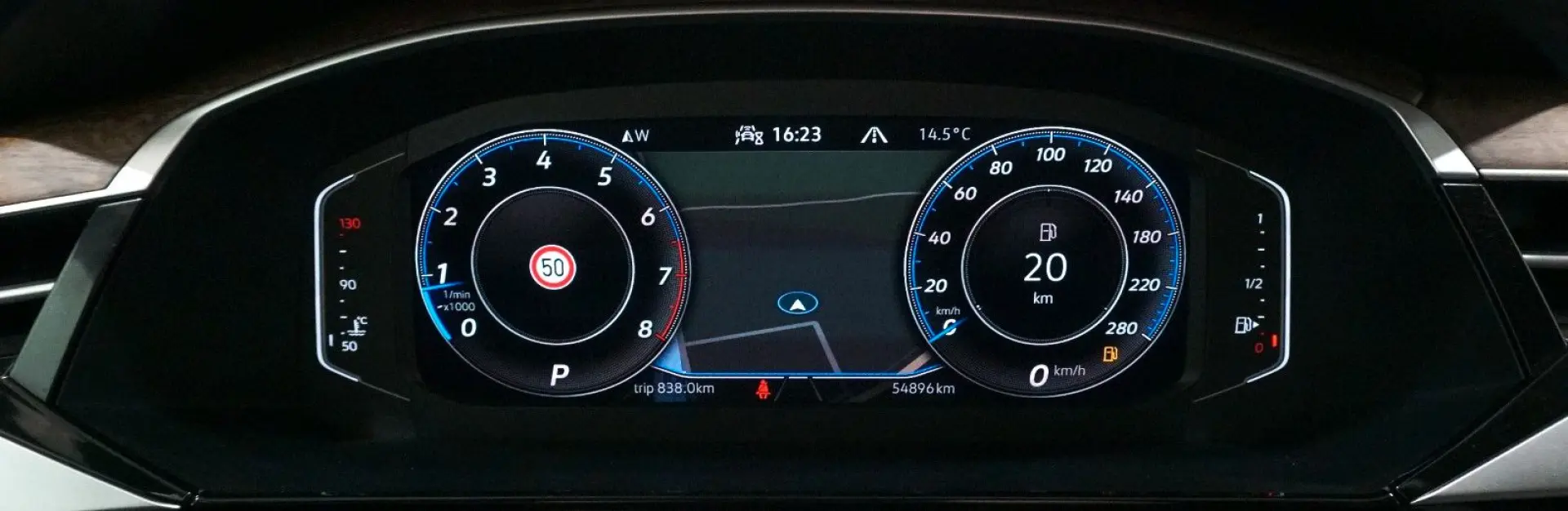 Arteon Elegance 2.0 TSI ACC AHK IQ.Light Massage