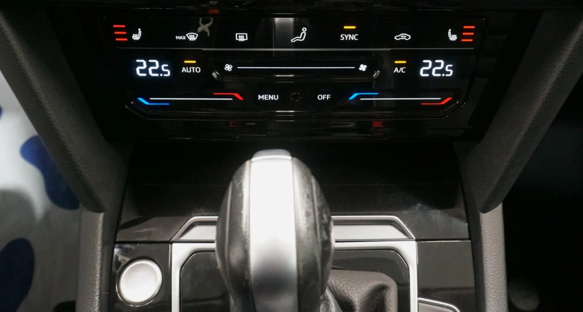 Arteon Elegance 2.0 TSI ACC AHK IQ.Light Massage