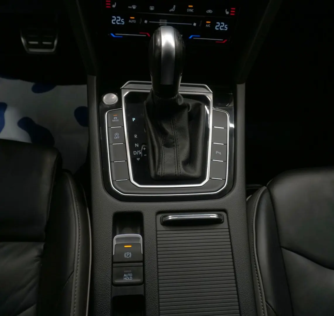 Arteon Elegance 2.0 TSI ACC AHK IQ.Light Massage