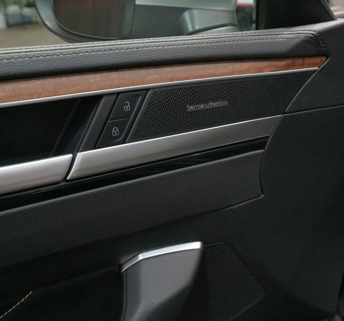 Arteon Elegance 2.0 TSI ACC AHK IQ.Light Massage