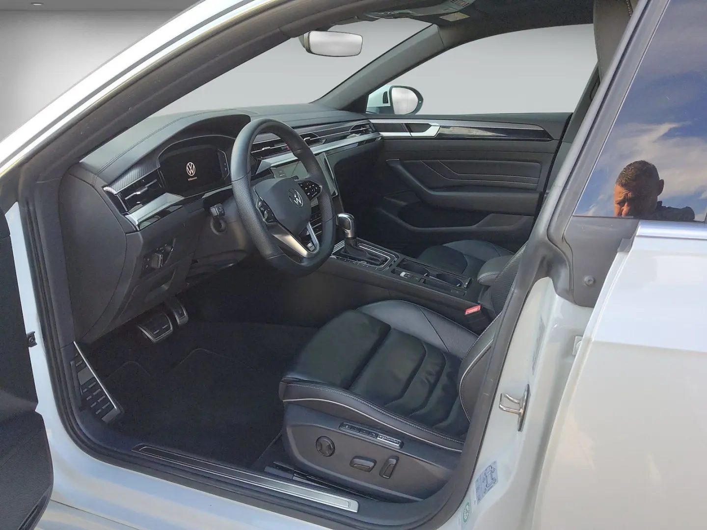 Arteon R-Line Pano HUD AHK Standh. Memory IQLigh