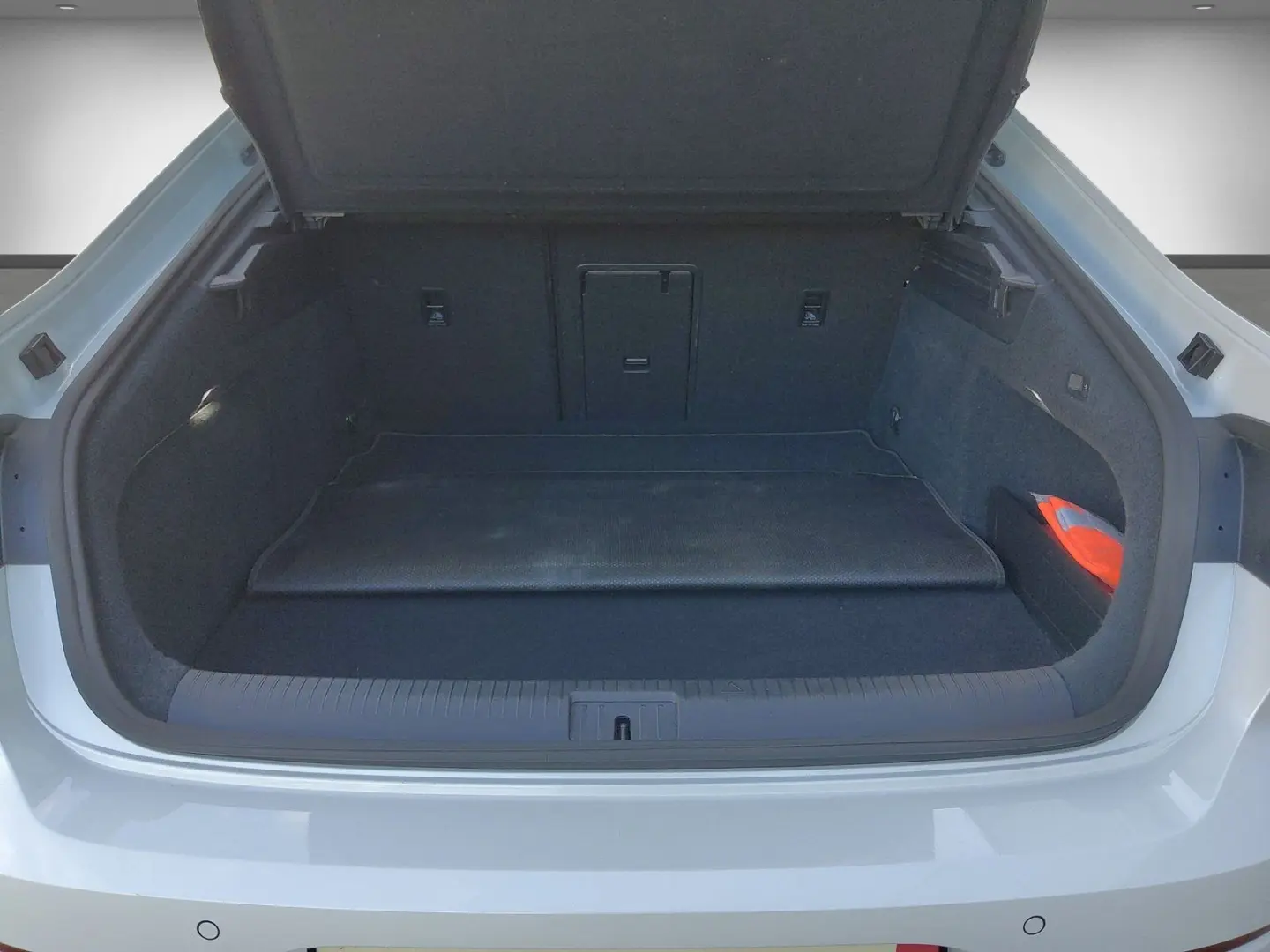 Arteon R-Line Pano HUD AHK Standh. Memory IQLigh