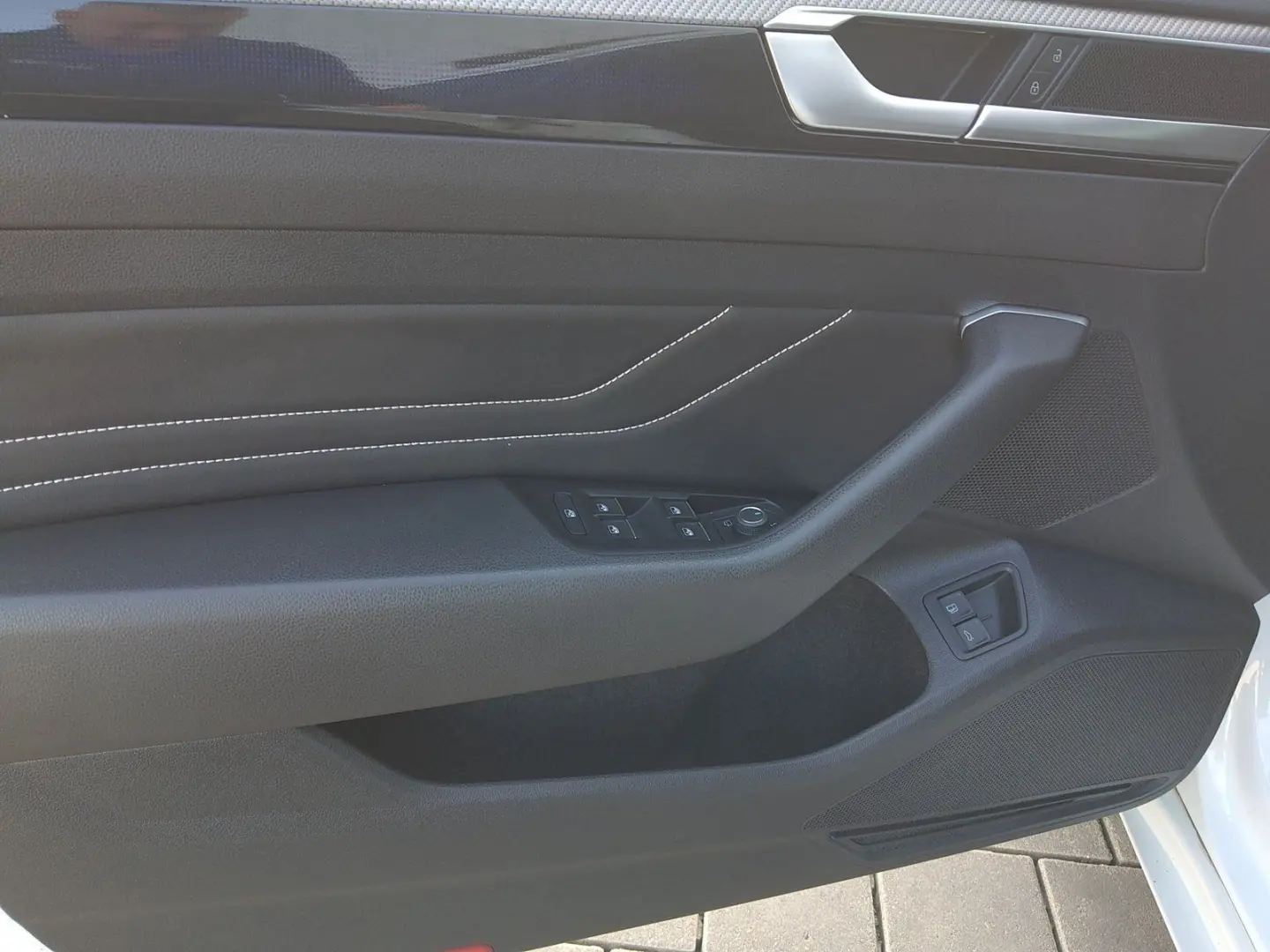 Arteon R-Line Pano HUD AHK Standh. Memory IQLigh