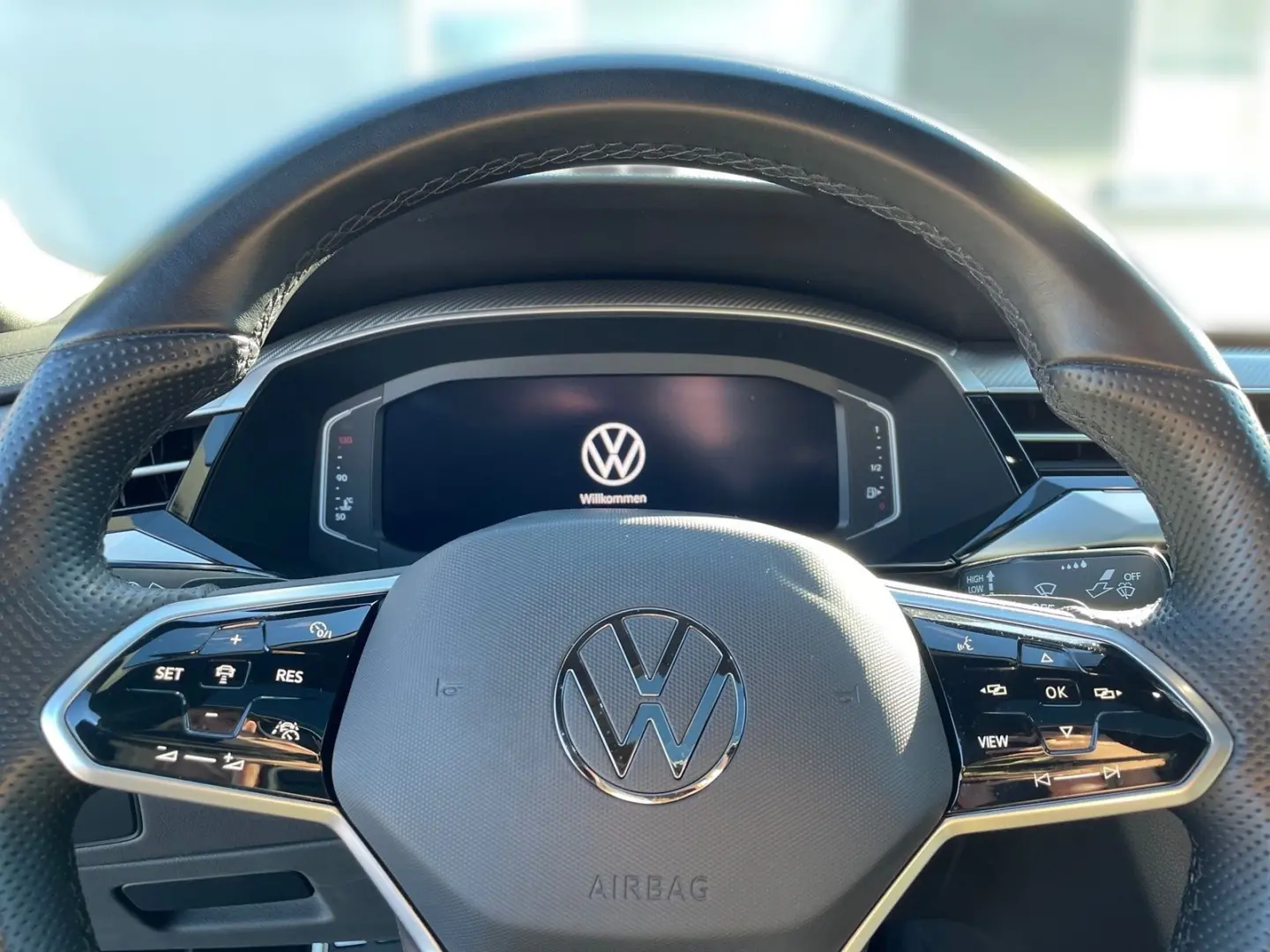 Arteon 2.0 TDI R-Line  LED PANO KAMERA