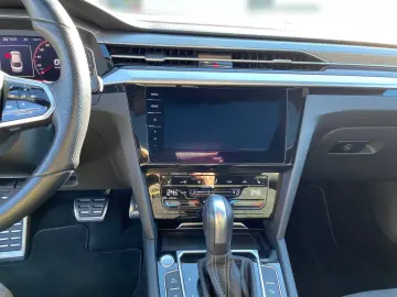 Arteon 2.0 TDI R-Line  LED PANO KAMERA