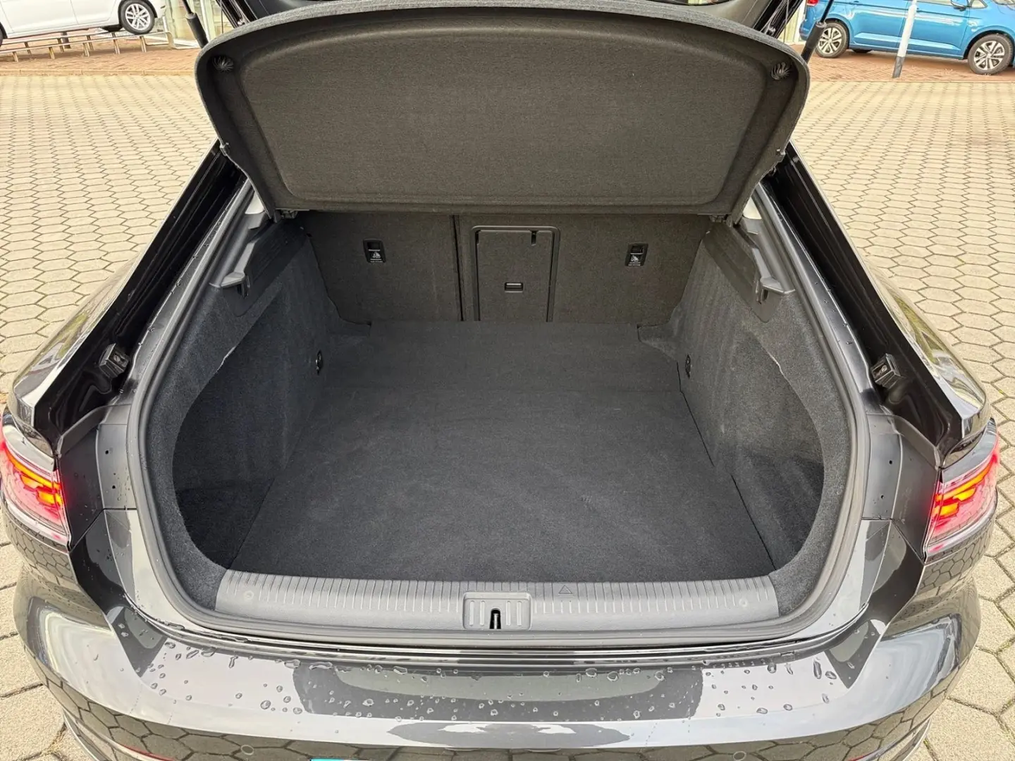 Arteon 2.0 TSI Elegance DSG LED SHZ Navi Kamera