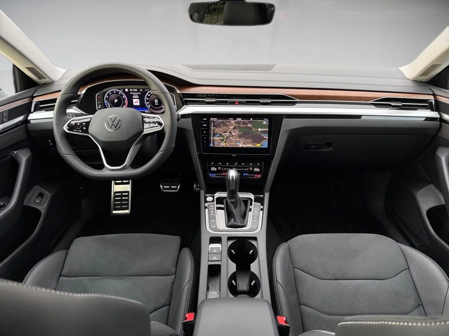 Arteon 2.0 TSI Elegance DSG LED SHZ Navi Kamera