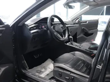 Arteon 2.0TDI DSG Elegance  PANO AHK STANDHEIZ.