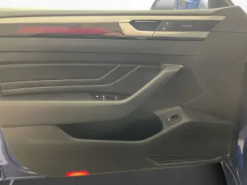 Arteon 2.0 TDI 4M R-Line AHK Matrix LM 20  Navi