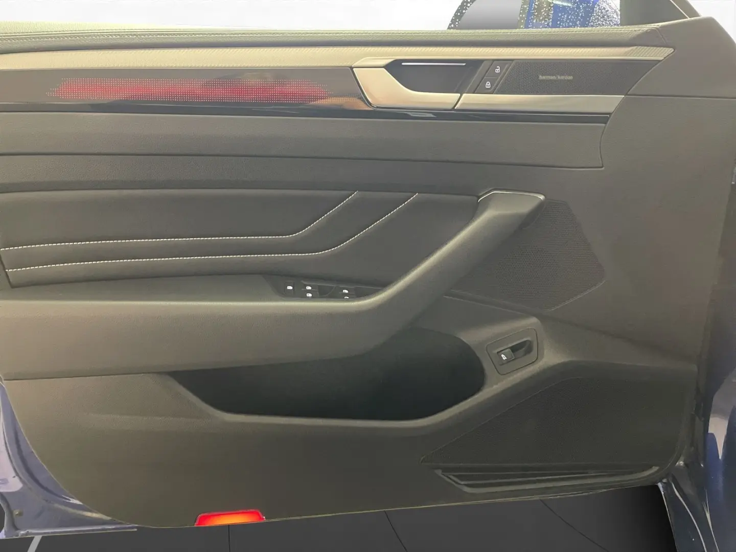 Arteon 2.0 TDI 4M R-Line AHK Matrix LM 20  Navi