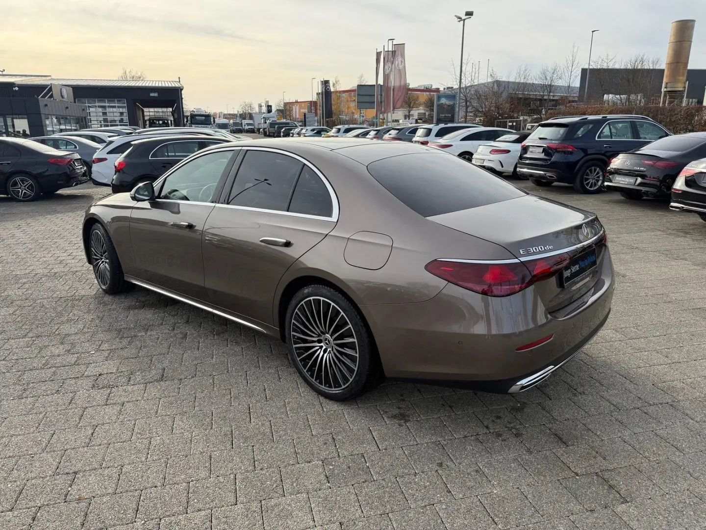 E 300 de Exclusive Premium DISTR Burm4D DISTR