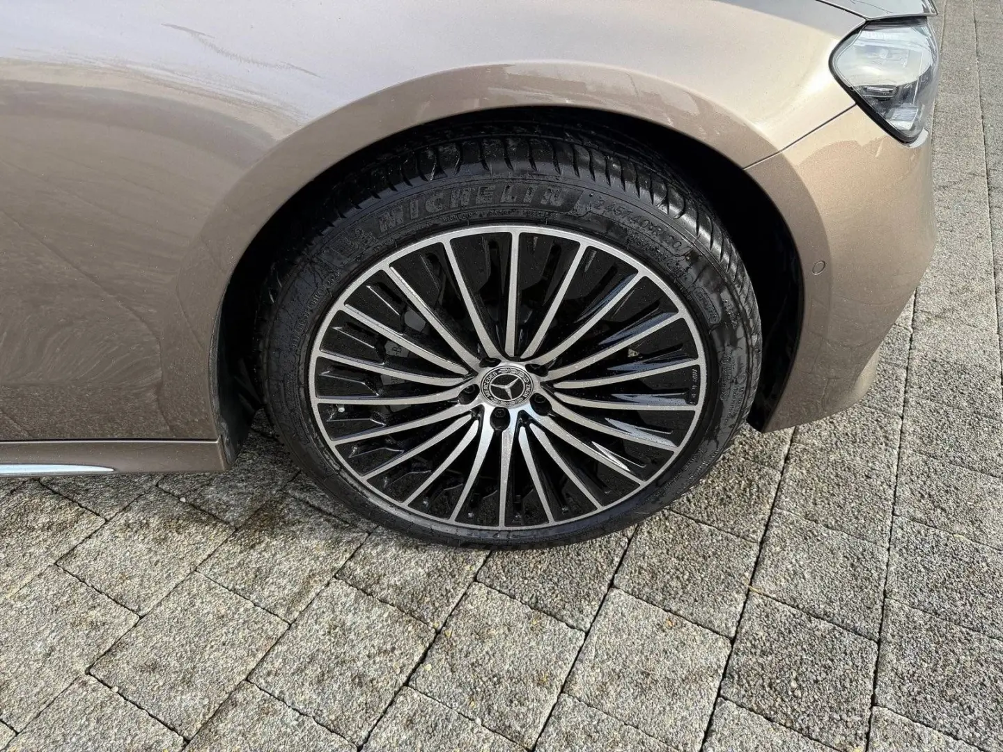 E 300 de Exclusive Premium DISTR Burm4D DISTR