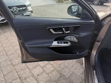 E 300 de Exclusive Premium DISTR Burm4D DISTR