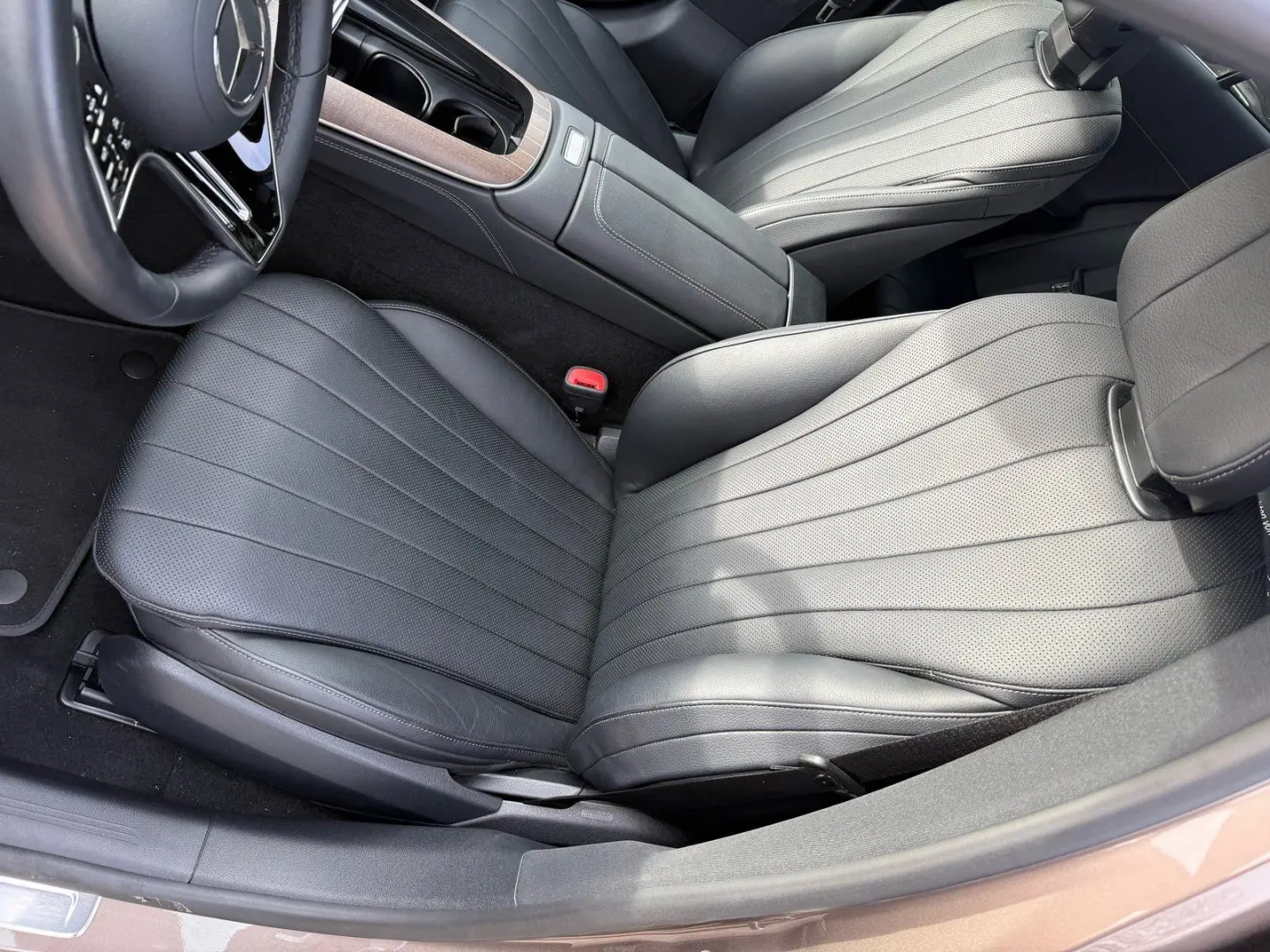 E 300 de Exclusive Premium DISTR Burm4D DISTR