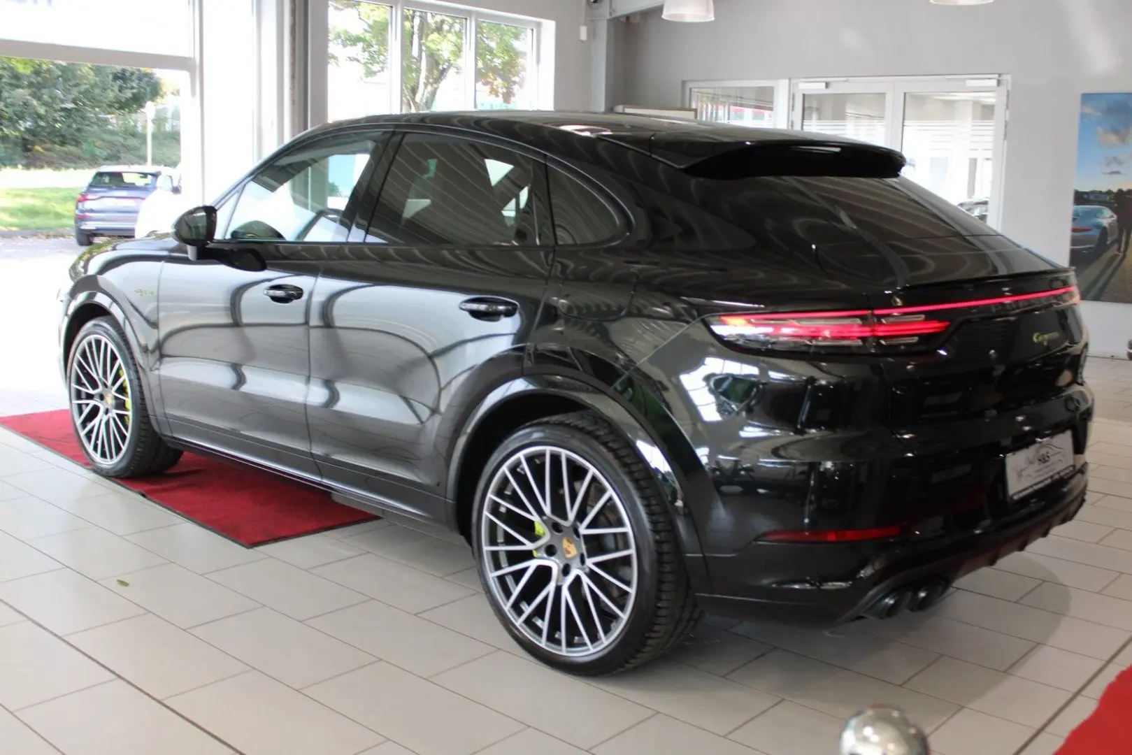 Cayenne Coupe E-Hybrid Platinum Edition