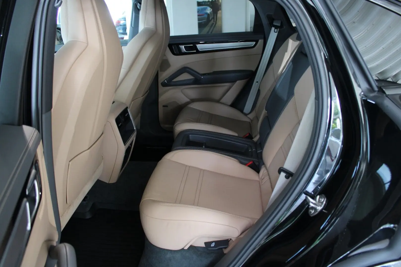 Cayenne Coupe E-Hybrid Platinum Edition