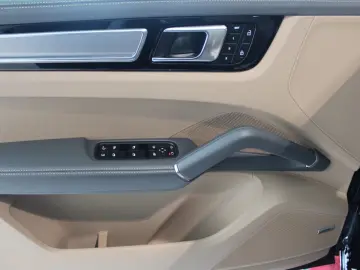 Cayenne Coupe E-Hybrid Platinum Edition